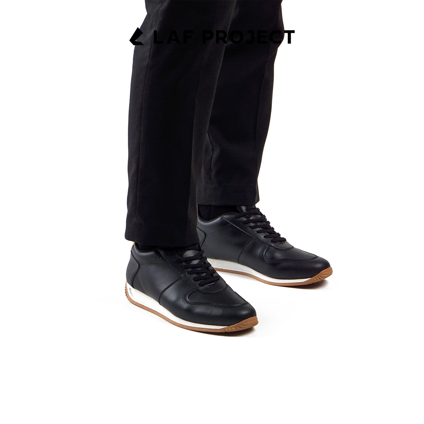 Aruna Sneakers Black White